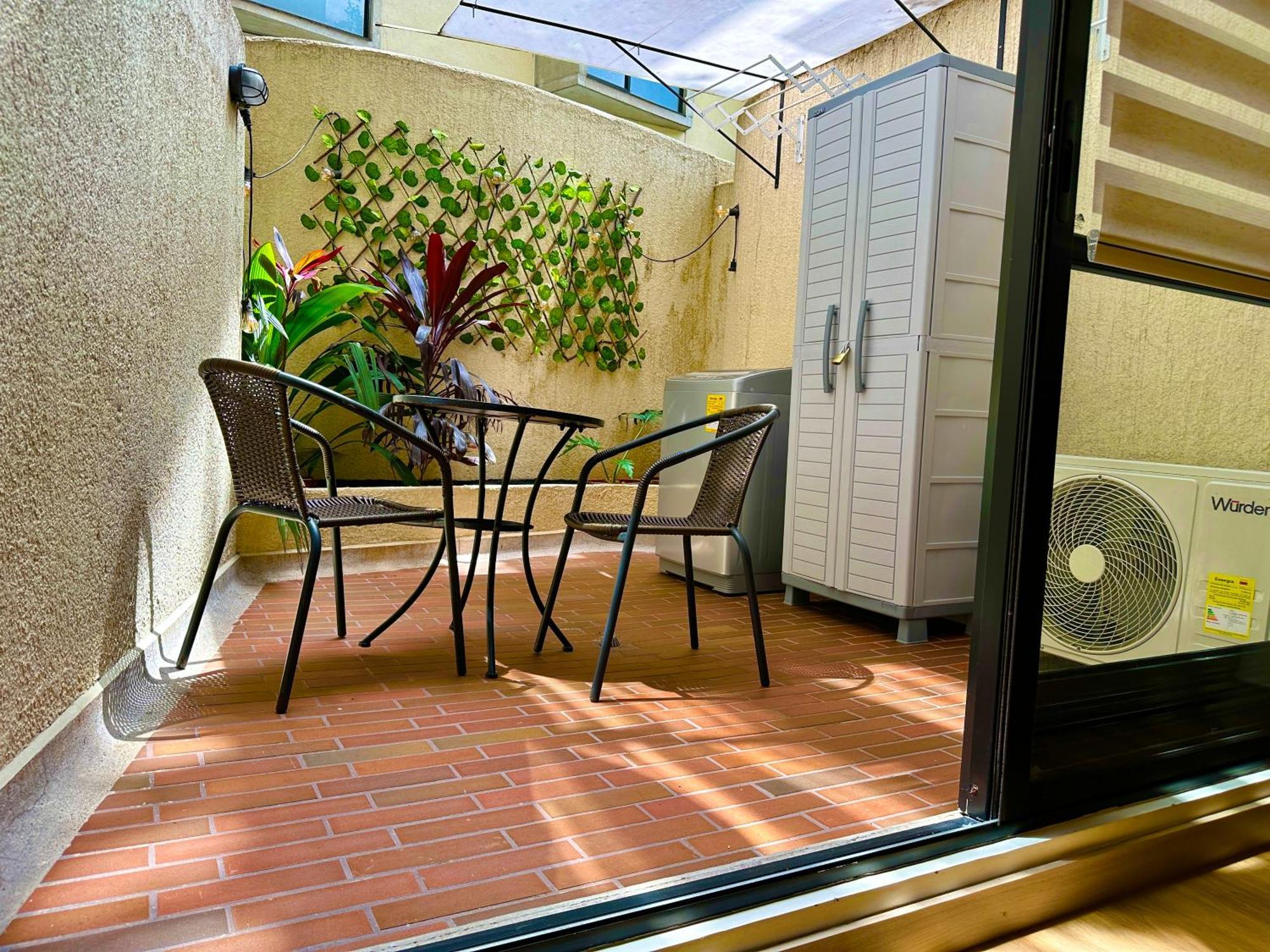 Prime Laureles Location With Air Conditioning Медельин Экстерьер фото