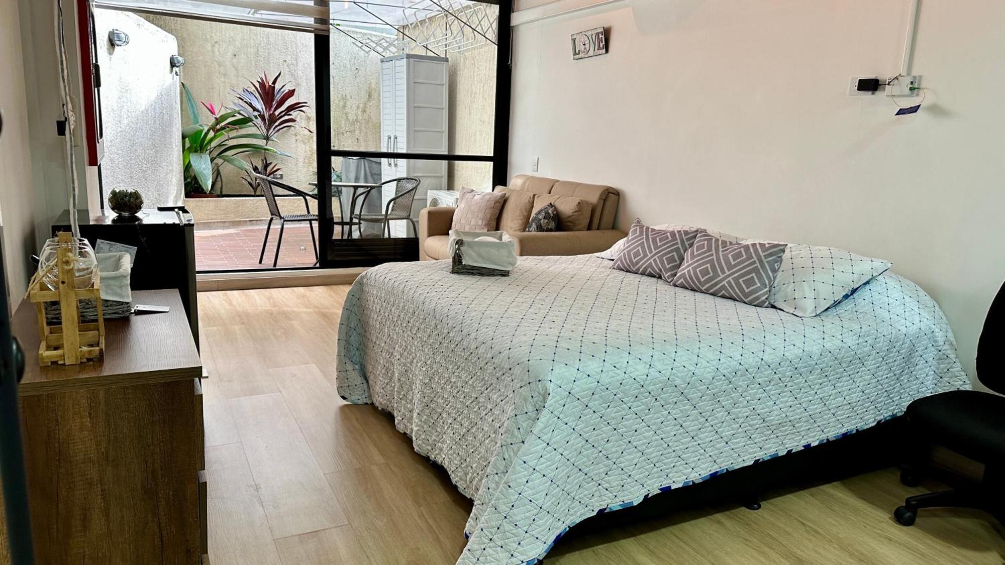Prime Laureles Location With Air Conditioning Медельин Экстерьер фото